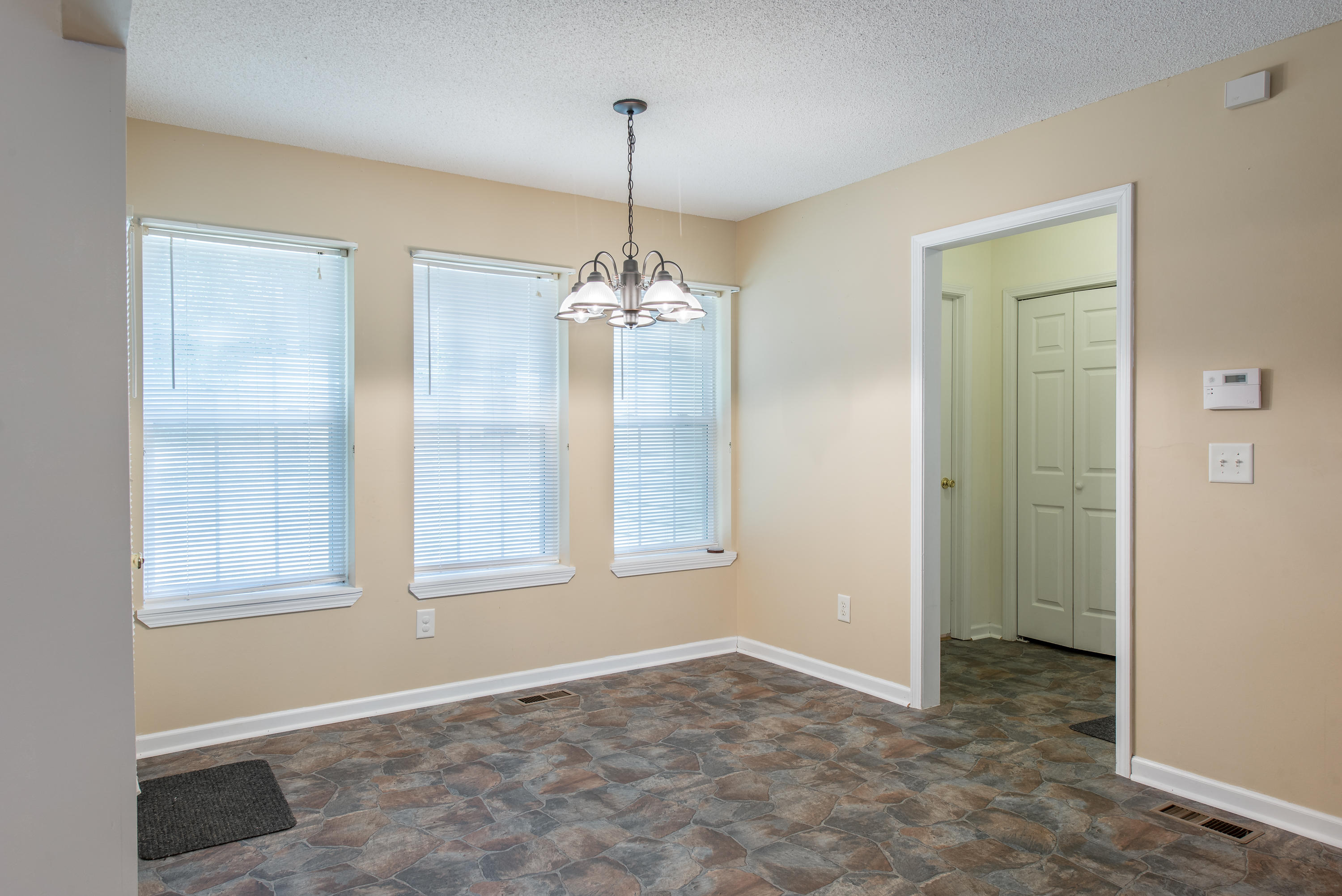 331 MacMillan Road Northeast Cleveland, TN 37323 - Photo 8 of 15 Breakfast Nook