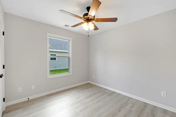 $1,895 | 200 Center Street, Portland, TN 37148