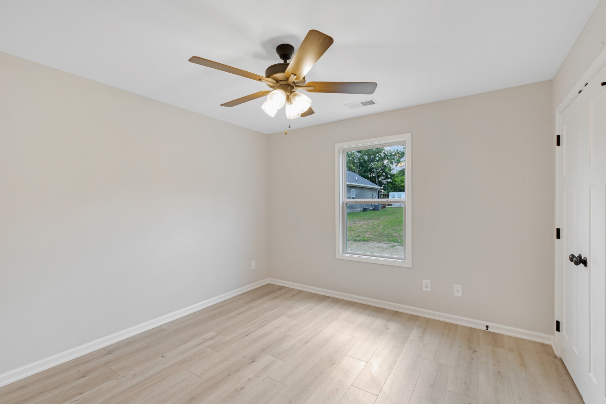 200 Center Street Portland, TN 37148 - Photo 9 of 18