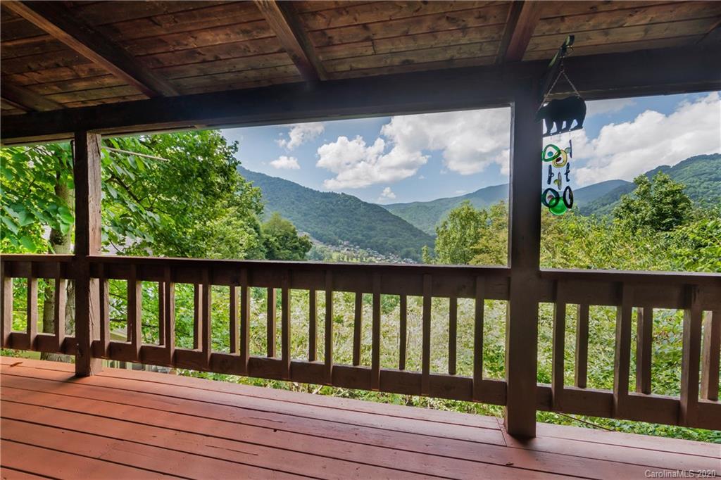 634 Rocky Top Road Maggie Valley, NC 28751 - Photo 8 of 23 Gallery Image 8