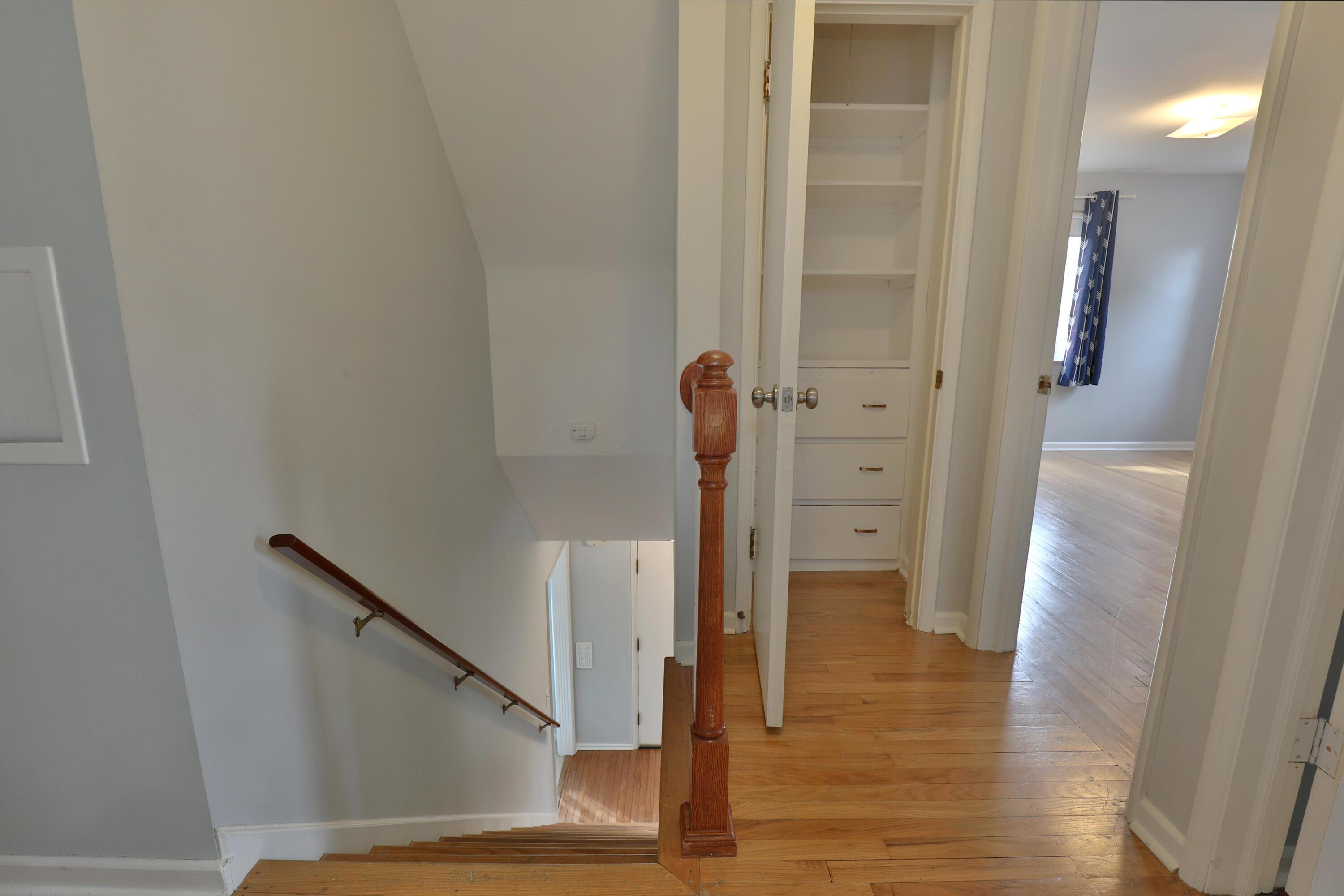 98 North Merkle Road Columbus, OH 43209 - Photo 25 of 46