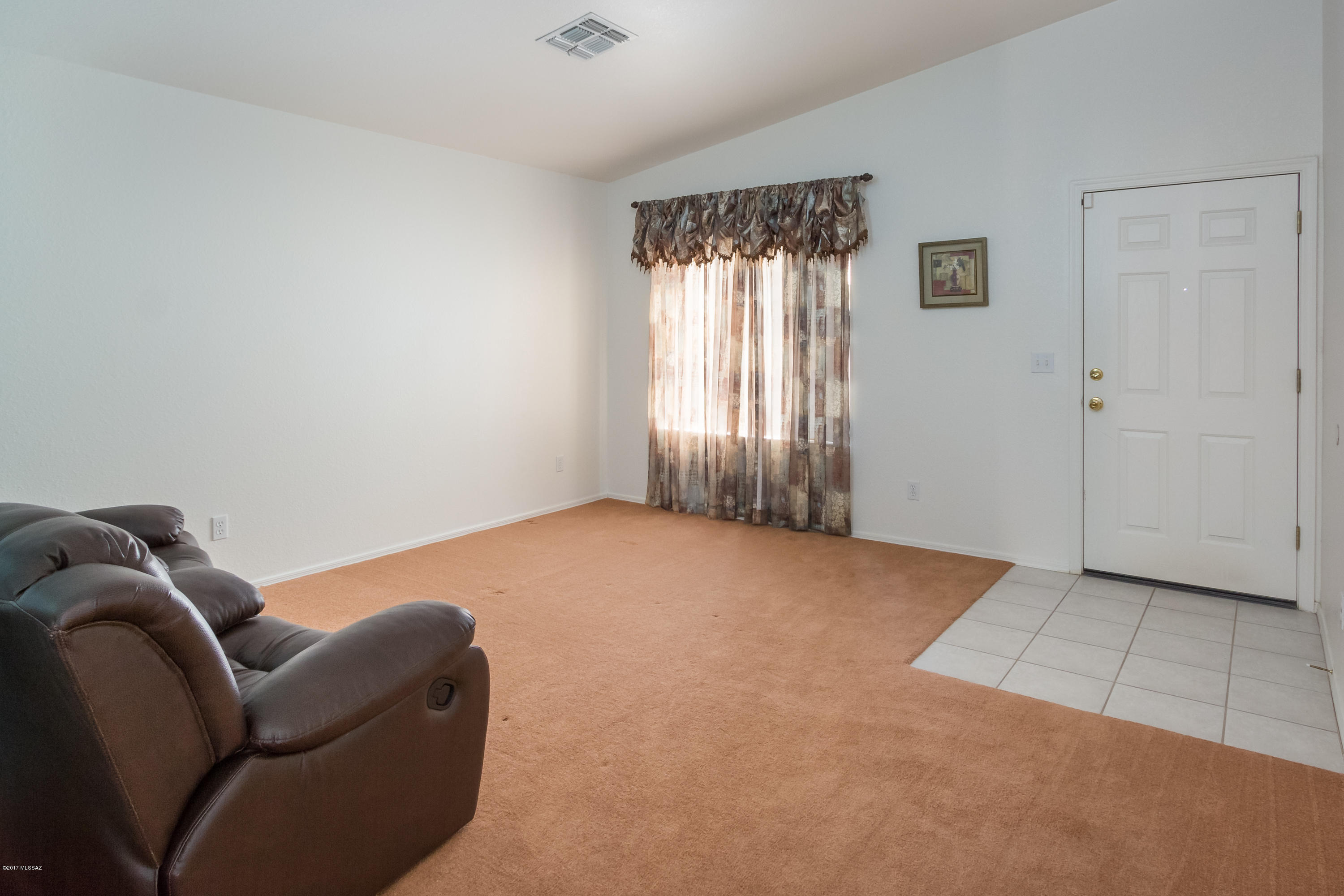 2640 West Junebug Place Tucson, AZ 85713 - Photo 2 of 20