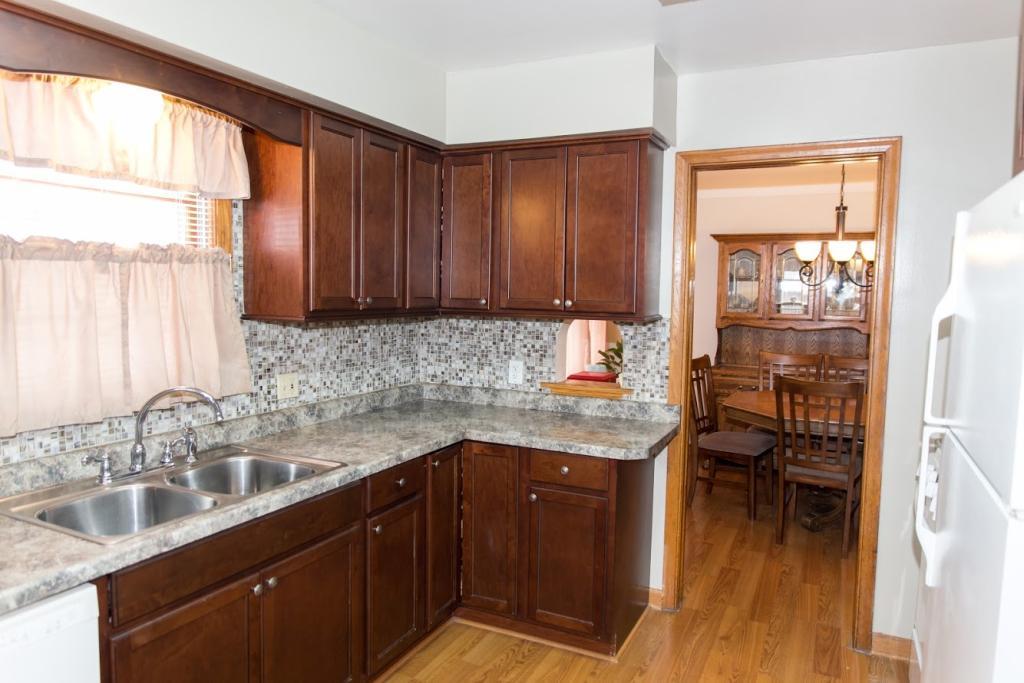 1535 Hudson Road St. Paul, MN 55106 - Photo 6 of 20 Gallery Image 6