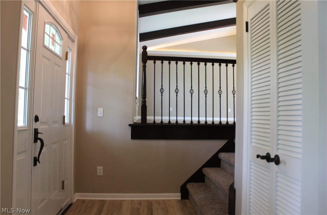 2813 Center Road Ashtabula, OH 44004 - Photo 12 of 35 Foyer