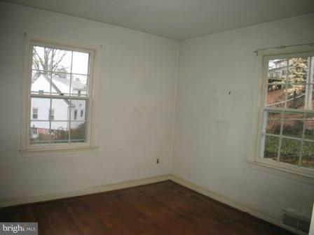 6645 Barr Road Bethesda, MD 20817 - Photo 1 of 21 Bedroom