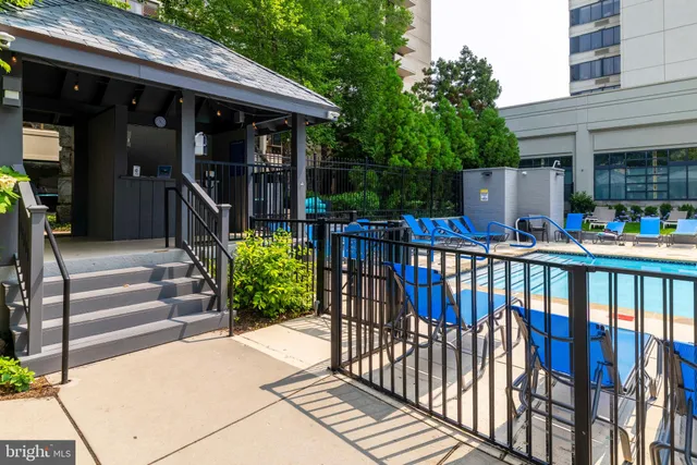 $348,000 | 2001 Hamilton Street, Unit 925, Philadelphia, PA 19130