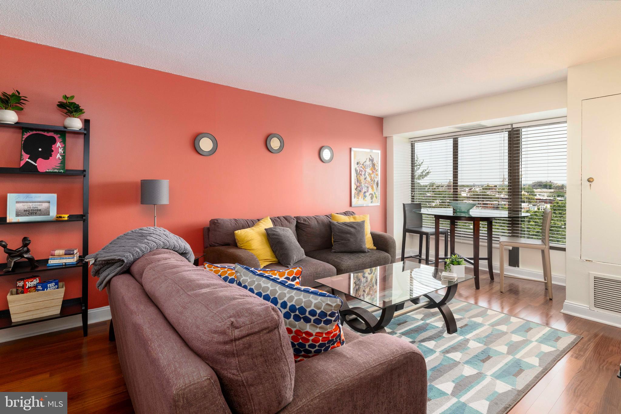 2001 Hamilton Street, Unit 925 Philadelphia, PA 19130 - Photo 2 of 29