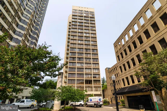 $348,000 | 2001 Hamilton Street, Unit 925, Philadelphia, PA 19130