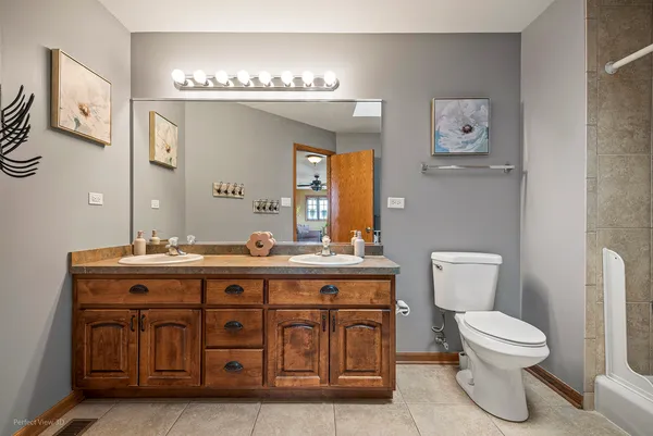 $659,400 | 19813 Clare Drive, Tinley Park, IL 60487