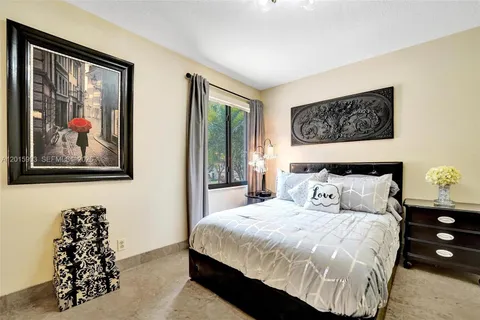 $925,000 | 10403 Santiago Street, Cooper City, FL 33026