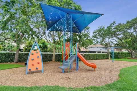 $925,000 | 10403 Santiago Street, Cooper City, FL 33026