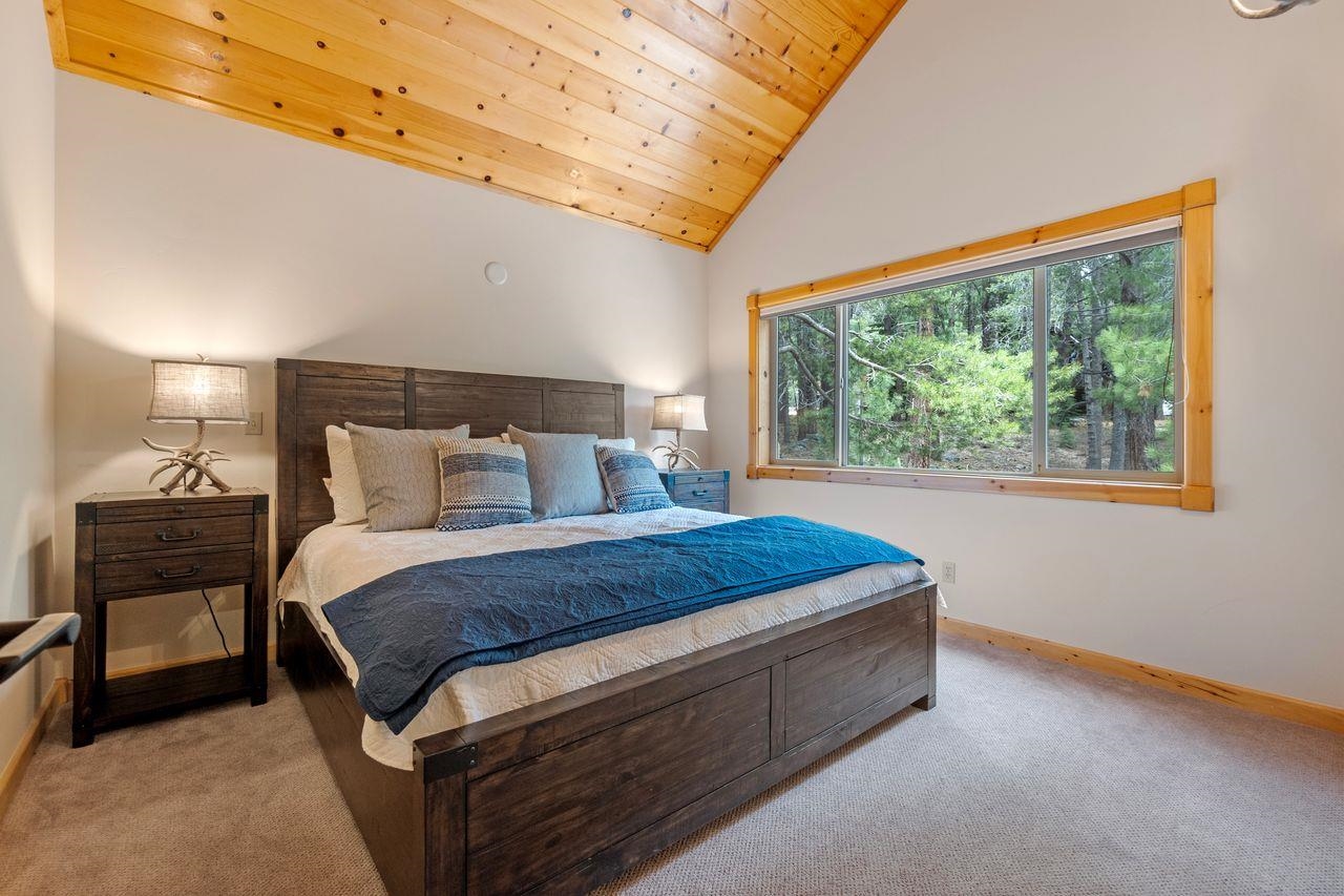11683 Bennett Flat Road Truckee, CA 96161 - Photo 13 of 21 Gallery Image 13