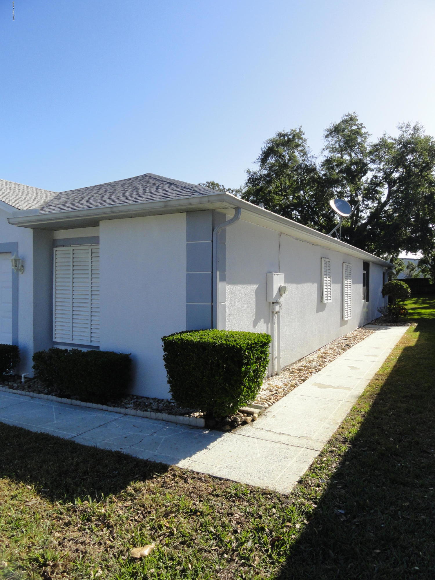 353 Cypress Point Drive Melbourne, FL 32940 - Photo 3 of 32 DSC01166