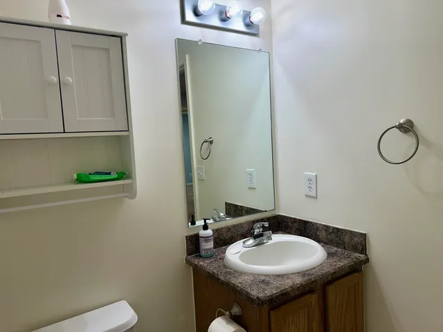 $2,100 | 1139 Beaver, Troy, MI 48083