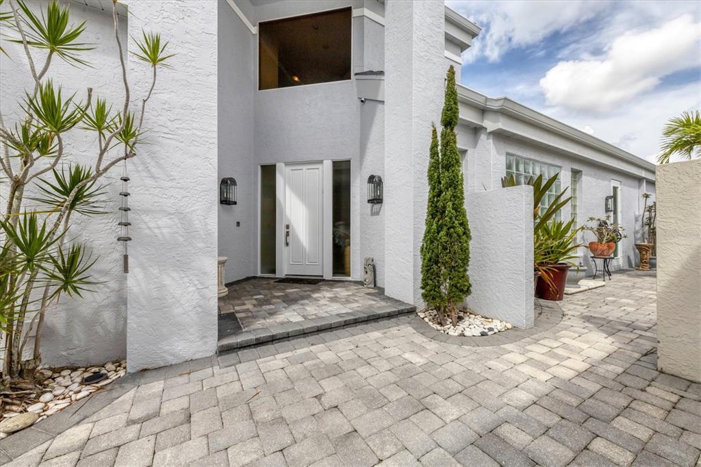 7716 Club Lane Sarasota, FL 34238 - Photo 15 of 68