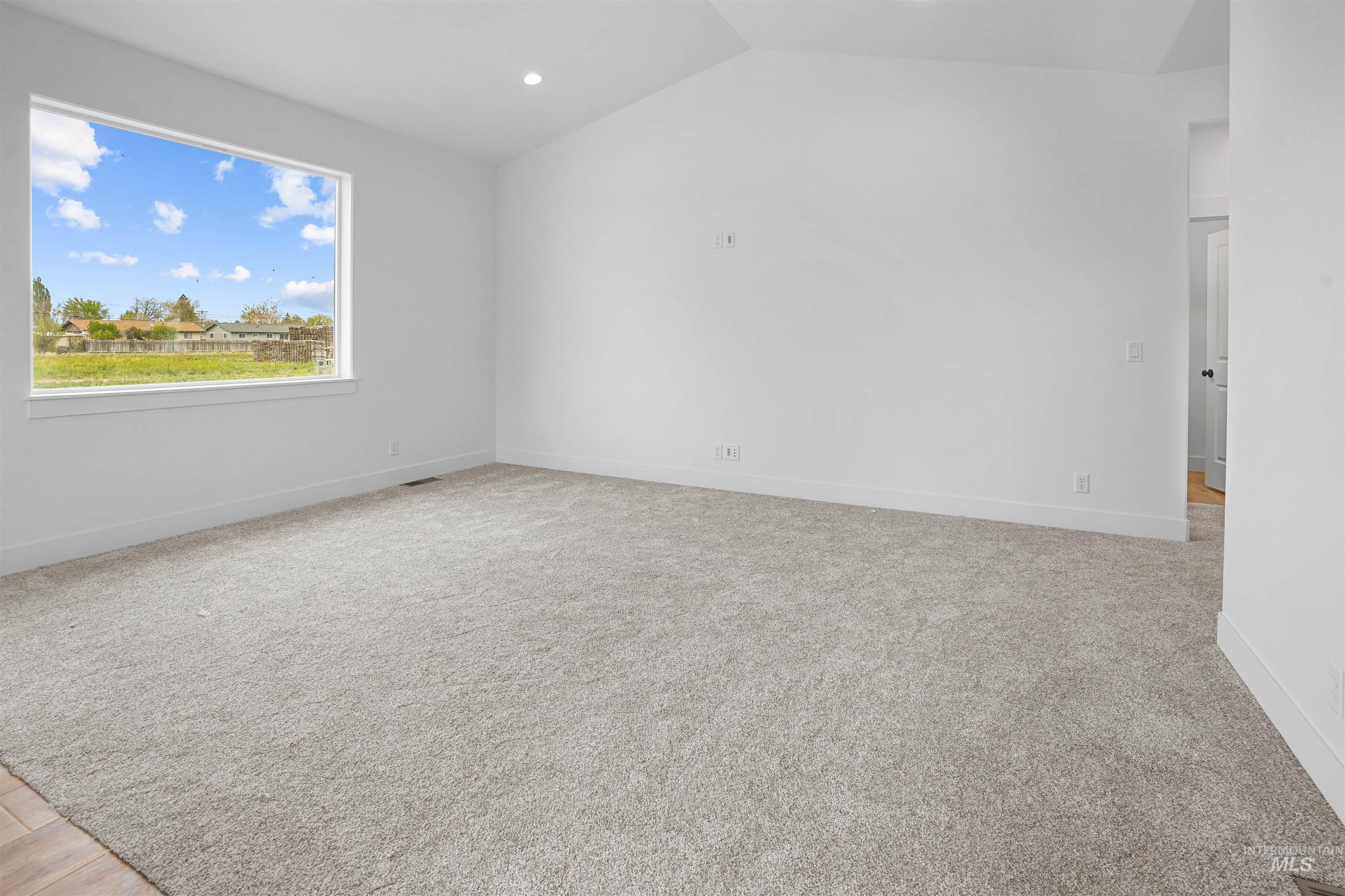 1012 14th Street Rupert, ID 83350 - Photo 4 of 27