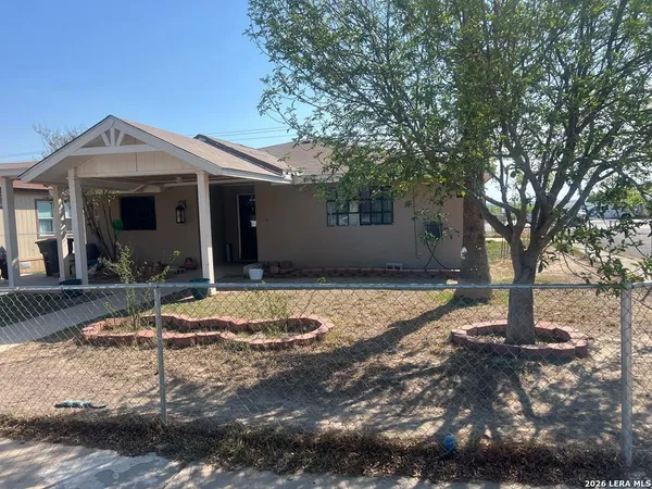 $213,500 | 104 Sahara Drive, Eagle Pass, TX 78852