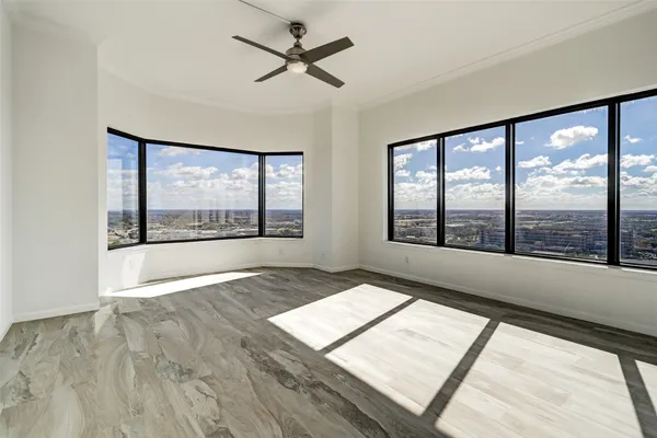 $674,900 | 2001 Holcombe Boulevard, Unit 2706, Houston, TX 77030