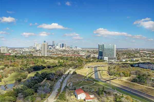 $674,900 | 2001 Holcombe Boulevard, Unit 2706, Houston, TX 77030