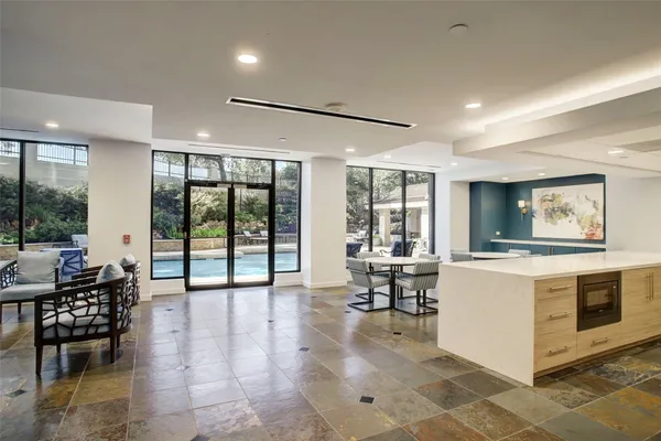 $674,900 | 2001 Holcombe Boulevard, Unit 2706, Houston, TX 77030