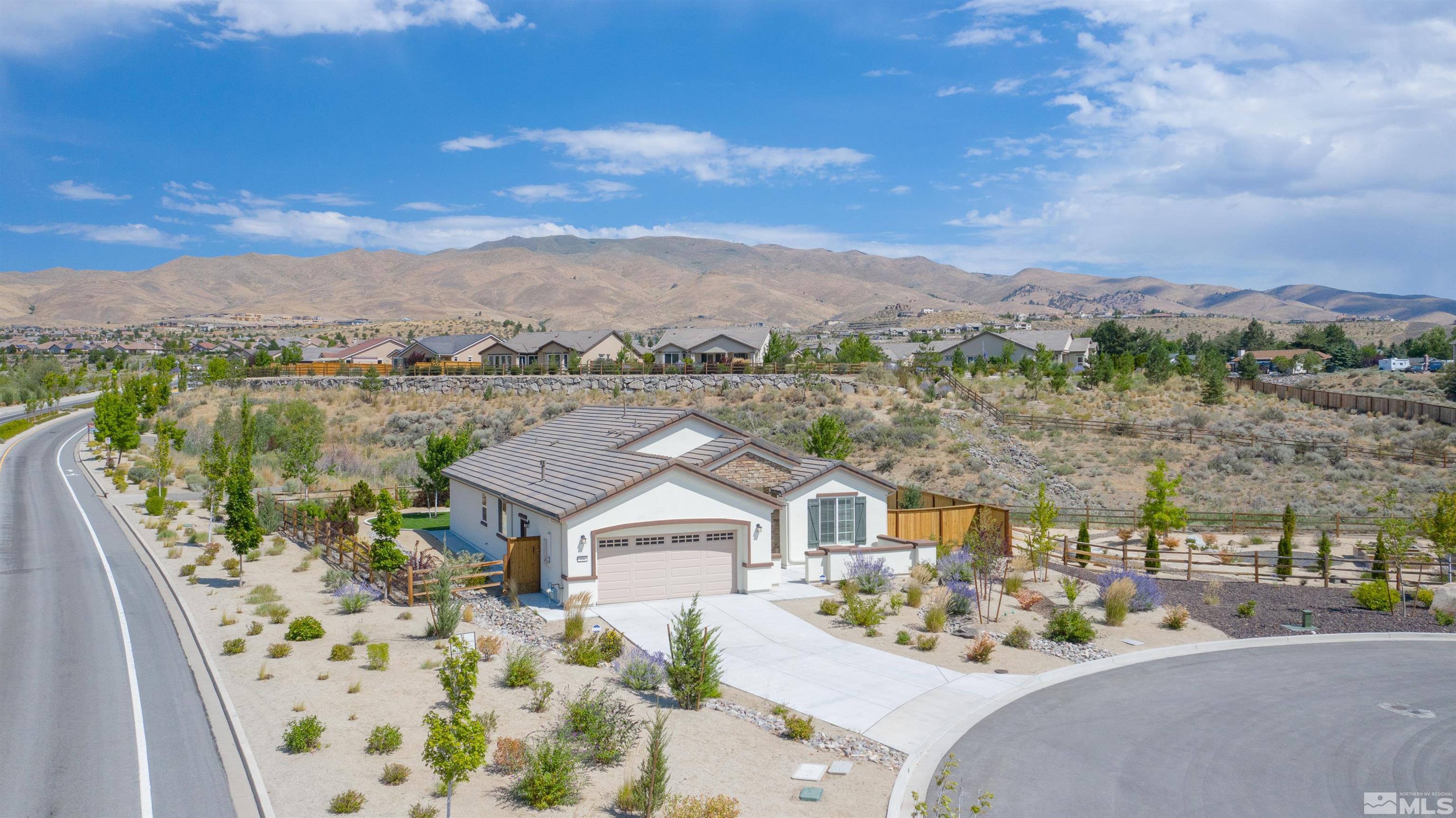 990 Broderick Trail Reno, NV 89523 - Photo 3 of 38 a view of a city with a building in the background