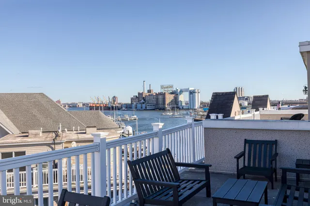 $765,000 | 1239 Harbor Island Walk, Baltimore, MD 21230