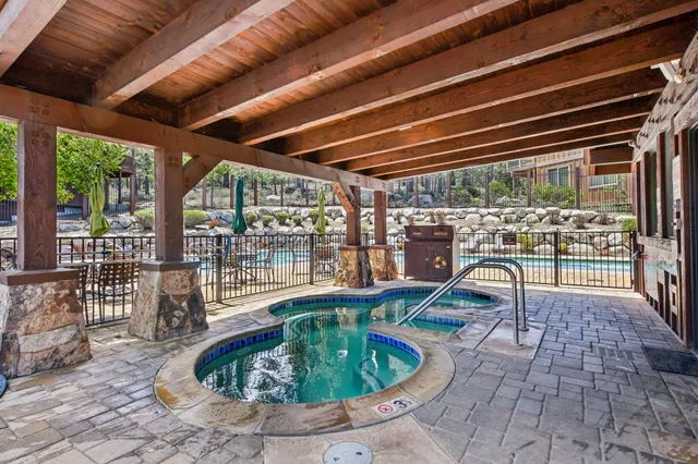 $659,000 | 10844 Cinnabar Way, Unit 3, Truckee, CA 96161