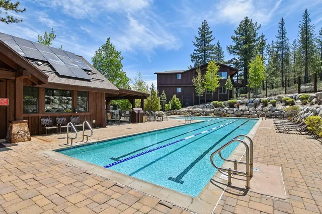 $659,000 | 10844 Cinnabar Way, Unit 3, Truckee, CA 96161