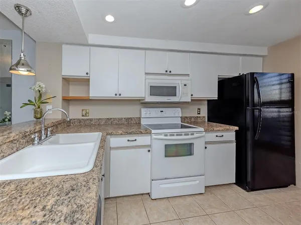 $215,000 | 925 Wexford Boulevard, Venice, FL 34293