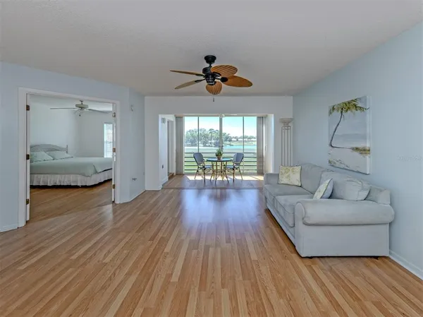 $215,000 | 925 Wexford Boulevard, Venice, FL 34293