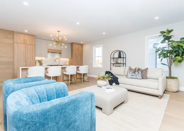 $1,749,900 | 22 Irene Circle, Waltham, MA 02453