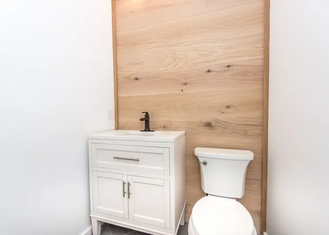 $1,749,900 | 22 Irene Circle, Waltham, MA 02453