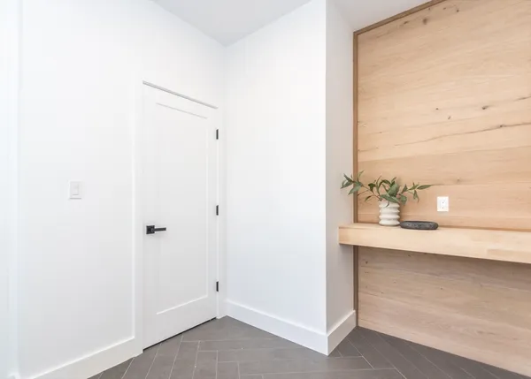 $1,749,900 | 22 Irene Circle, Waltham, MA 02453
