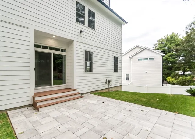 $1,749,900 | 22 Irene Circle, Waltham, MA 02453