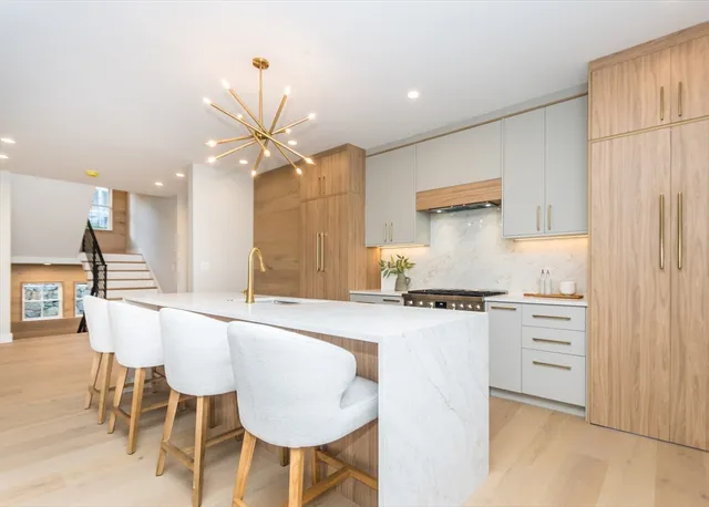 $1,749,900 | 22 Irene Circle, Waltham, MA 02453