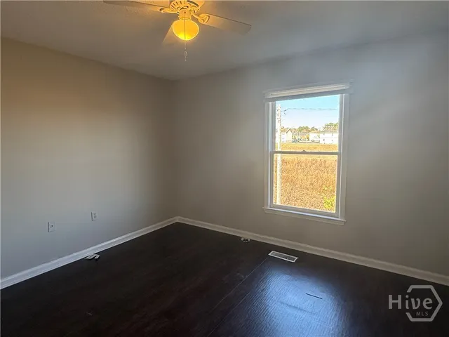 $1,000 | 230 Lanier Drive, Unit 296, Statesboro, GA 30458