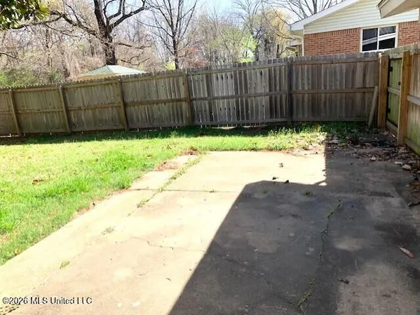 $165,000 | 1518 Town And Country Drive, Southaven, MS 38671
