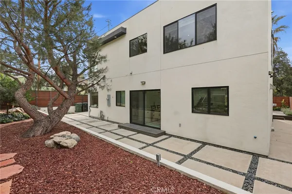 $1,750,000 | 2434 Prospect Avenue, Montrose, CA 91020