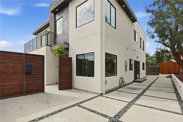 $1,750,000 | 2434 Prospect Avenue, Montrose, CA 91020