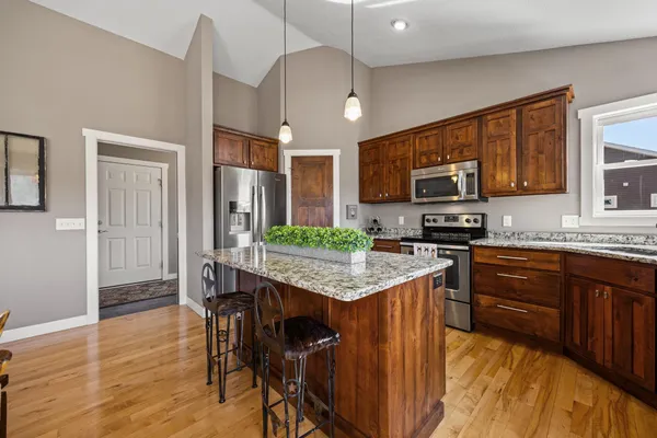 $495,000 | 334 Kamloops Place, River Falls, WI 54022