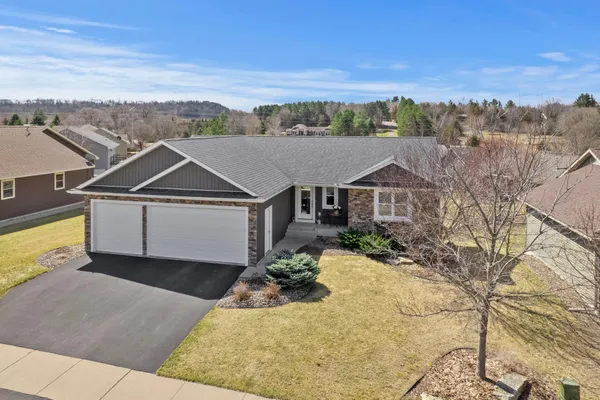 $495,000 | 334 Kamloops Place, River Falls, WI 54022
