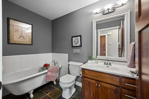 $495,000 | 334 Kamloops Place, River Falls, WI 54022