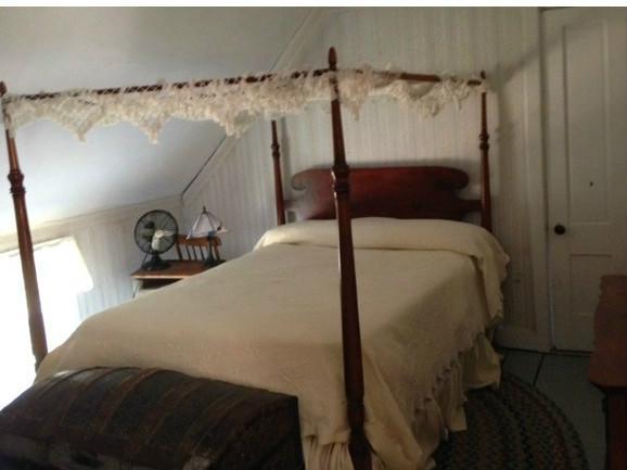 7 Mountain Street Vinalhaven, ME 04863 - Photo 5 of 15 Bedroom. #2 of 4 bedrooms in main house