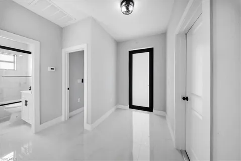 an empty room with a empty space