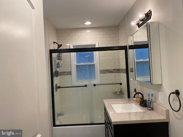 595 Edinburg Road Hamilton, NJ 08619 - Photo 6 of 8 Gorgeous tiled new bath