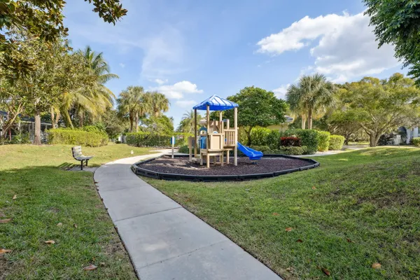 $3,600 | 3855 Sabal Lakes Road, Delray Beach, FL 33445