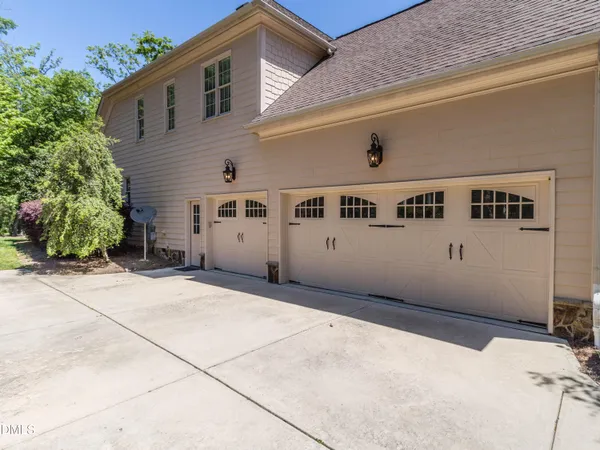 $4,000 | 119 Broad Leaf Court, Chapel Hill, NC 27517