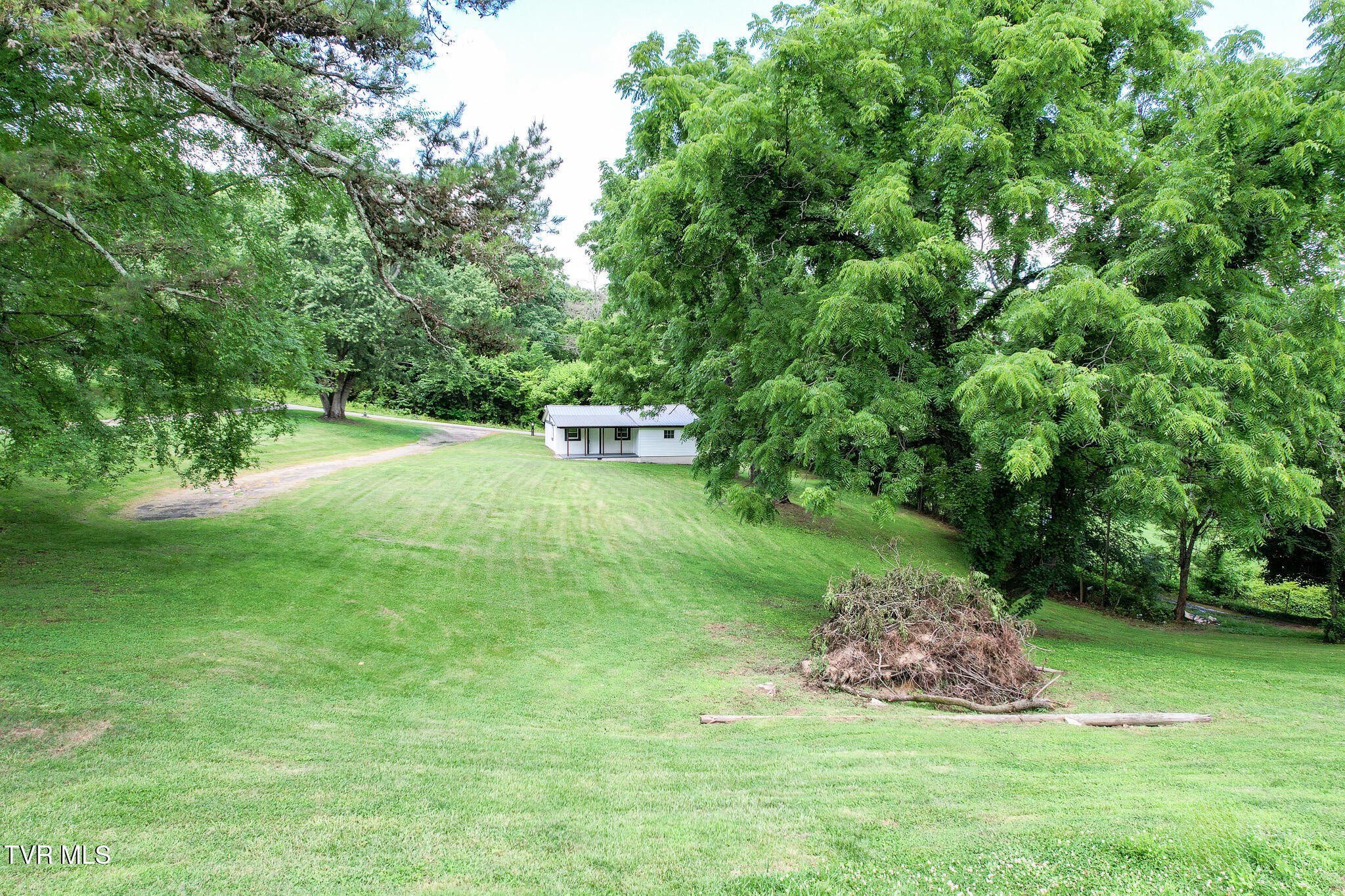 265 Hightop Road Midway, TN 37809 - Photo 40 of 51 33