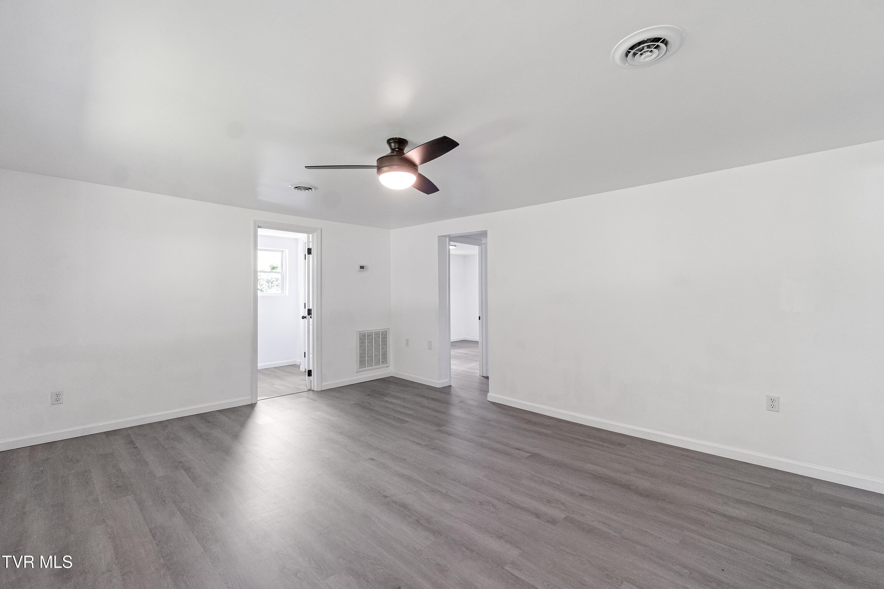265 Hightop Road Midway, TN 37809 - Photo 5 of 51 4
