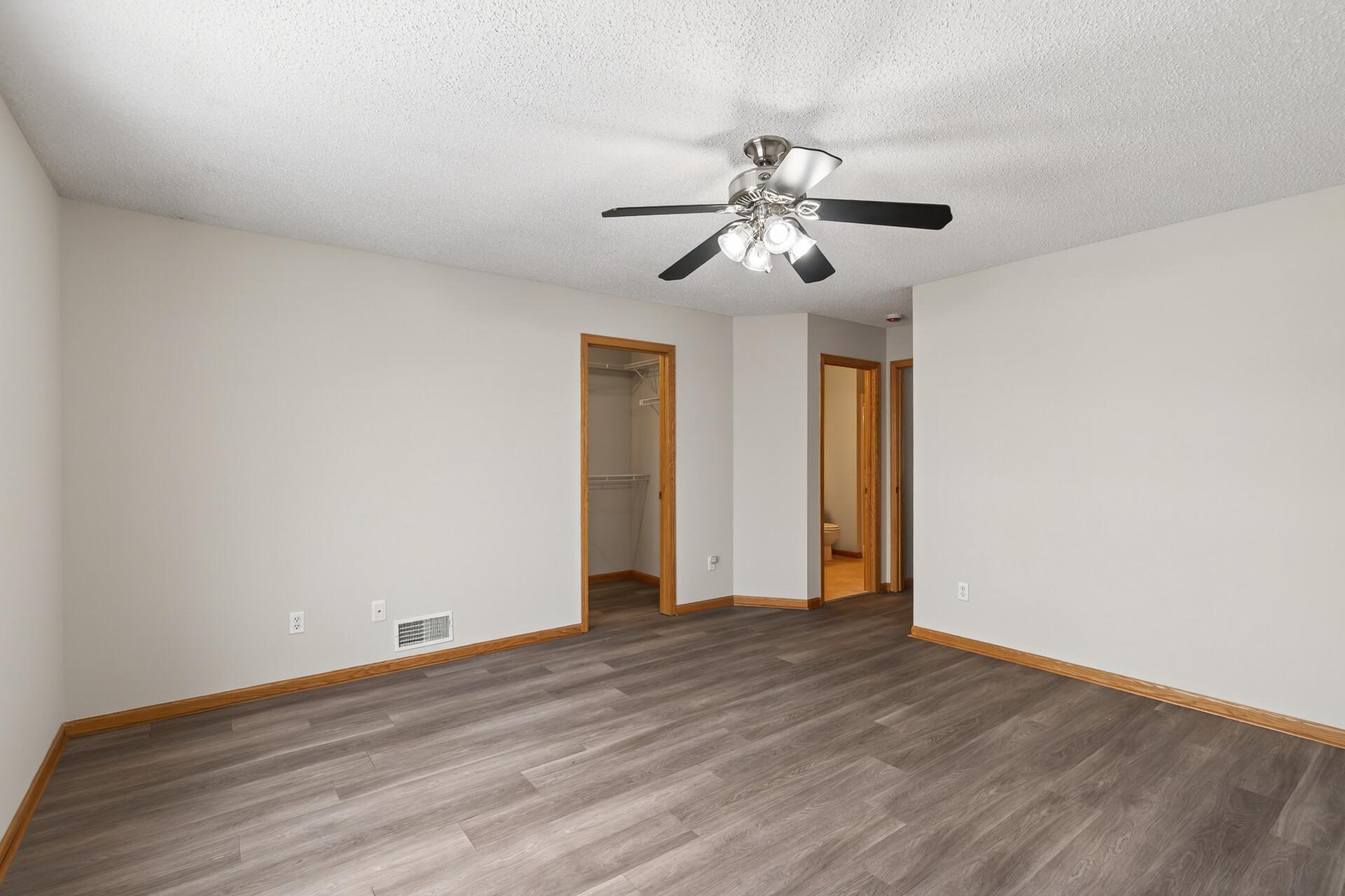 1780 Talon Trail Eagan, MN 55122 - Photo 24 of 46